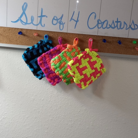 Set Of 4 Neon Nylon Loop Handmade Coaster - Picture 5 of 5